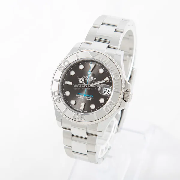 03434_watchlounge_lo.jpg