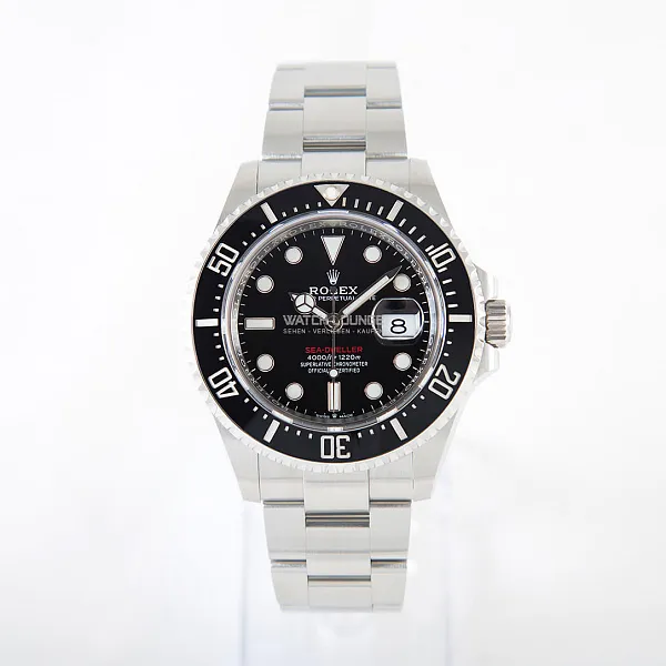 05652_watchlounge_lo.jpg