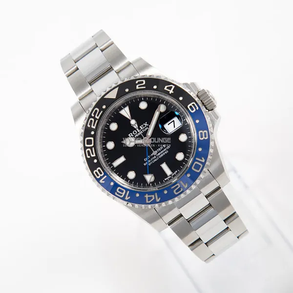 06481_watchlounge_lo.jpg