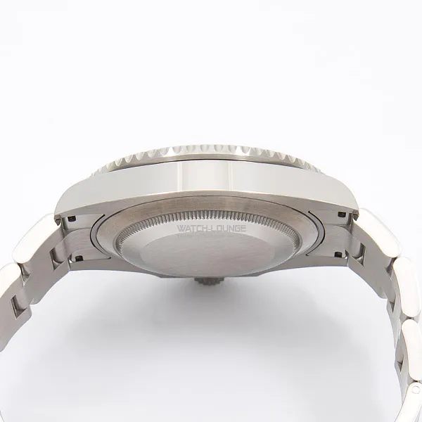 08884_watchlounge_lo_2.jpg