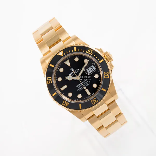 09234_watchlounge_lo.jpg