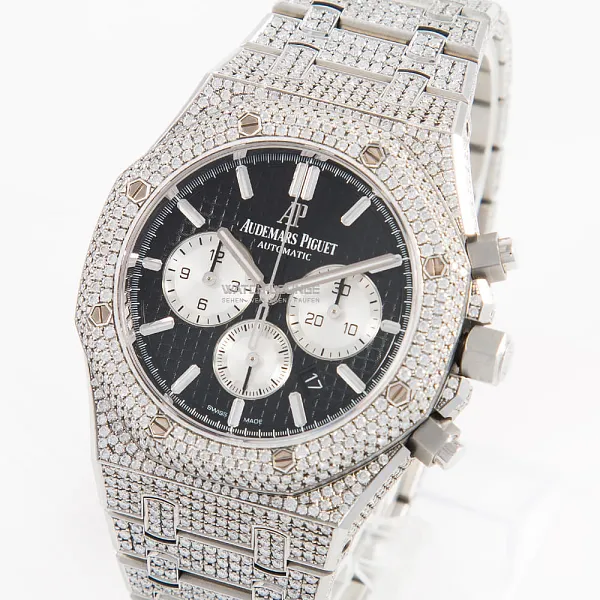 09257_watchlounge_lo_1.jpg
