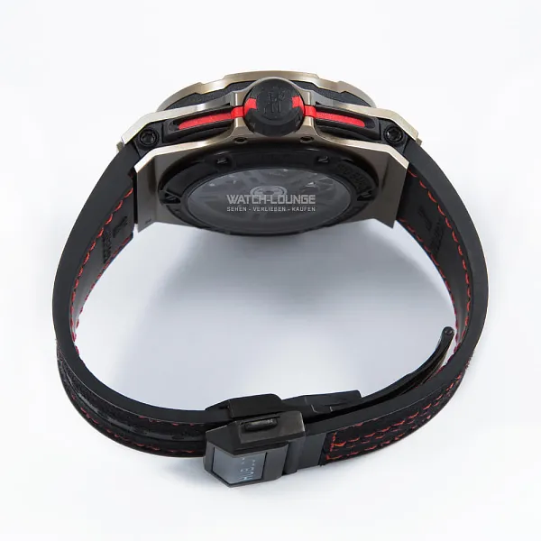 12766_watchlounge_lo.jpg