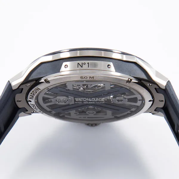 13173_watchlounge_lo.jpg