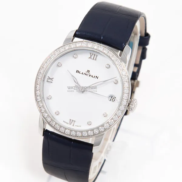13216_watchlounge_lo_1.jpg