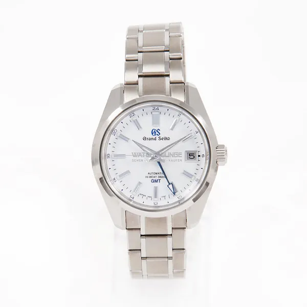 13736_watchlounge_lo.jpg