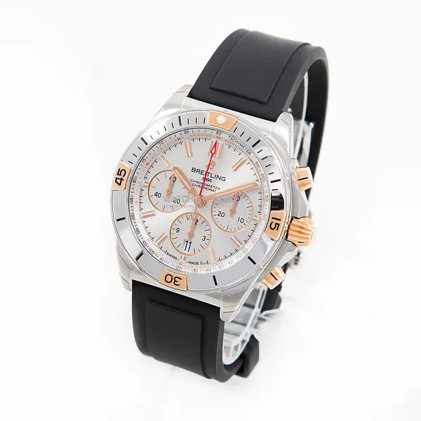 14459_watchlounge_lo.jpg