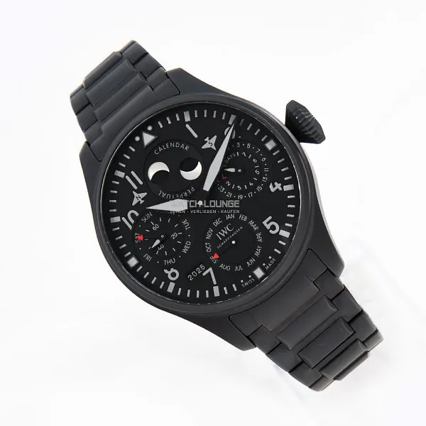 14668_watchlounge_lo.jpg