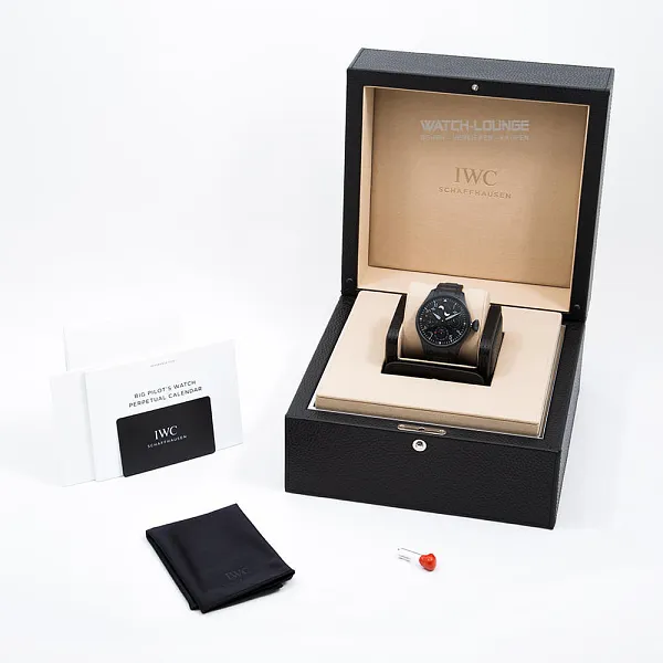 14677_watchlounge_lo.jpg
