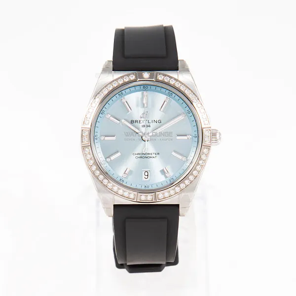 14765_watchlounge_lo.jpg