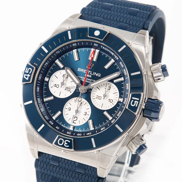 14809_watchlounge_lo_1.jpg