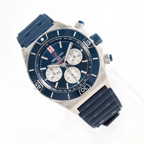 14810_watchlounge_lo.jpg
