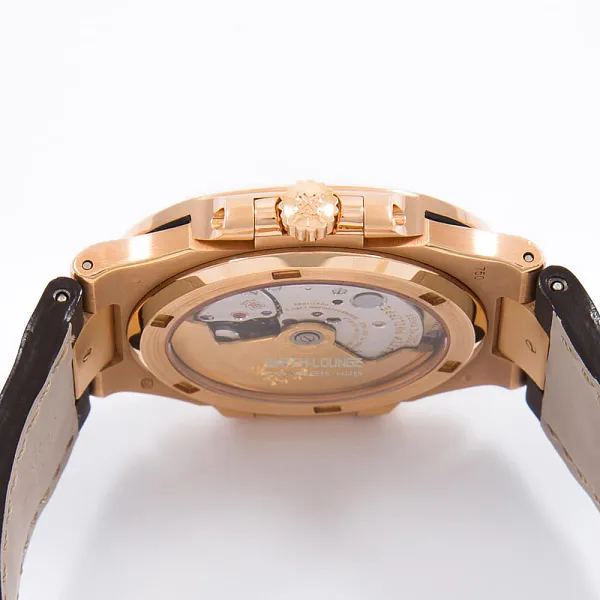 15452_watchlounge_lo.jpg