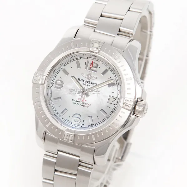 15635_watchlounge_lo_1.jpg