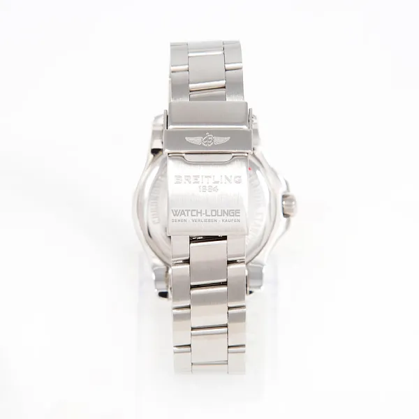 15643_watchlounge_lo.jpg