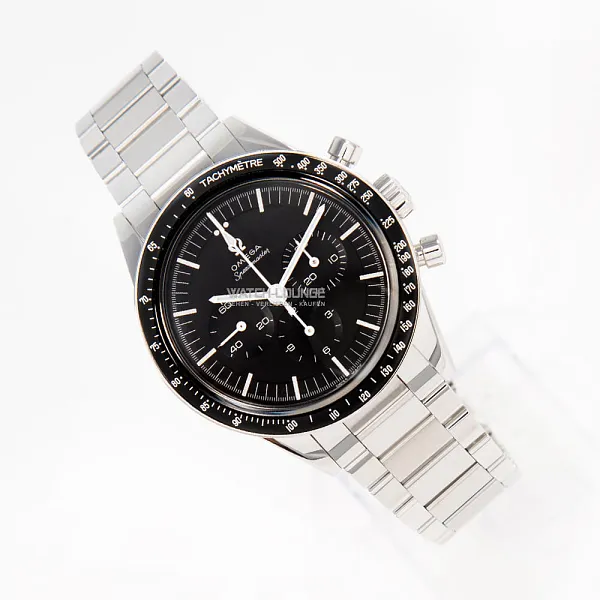 15718_watchlounge_lo.jpg