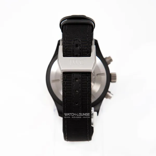 15848_watchlounge_lo.jpg