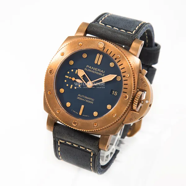 16014_watchlounge_lo.jpg