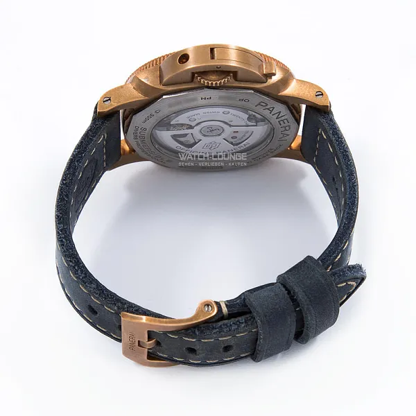 16018_watchlounge_lo.jpg