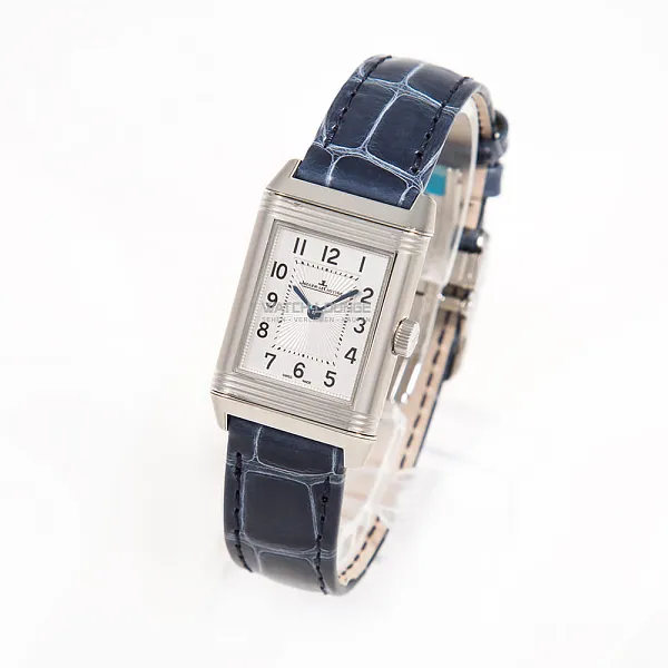 16193_watchlounge_lo.jpg