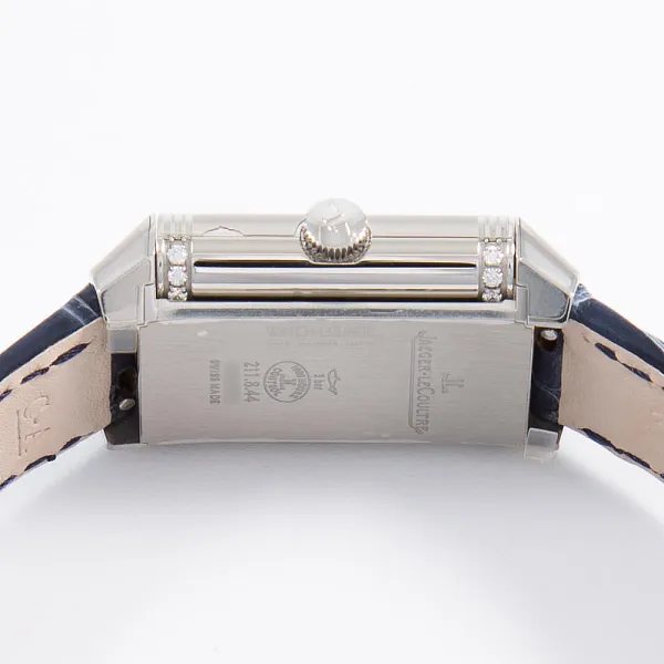 16194_watchlounge_lo.jpg