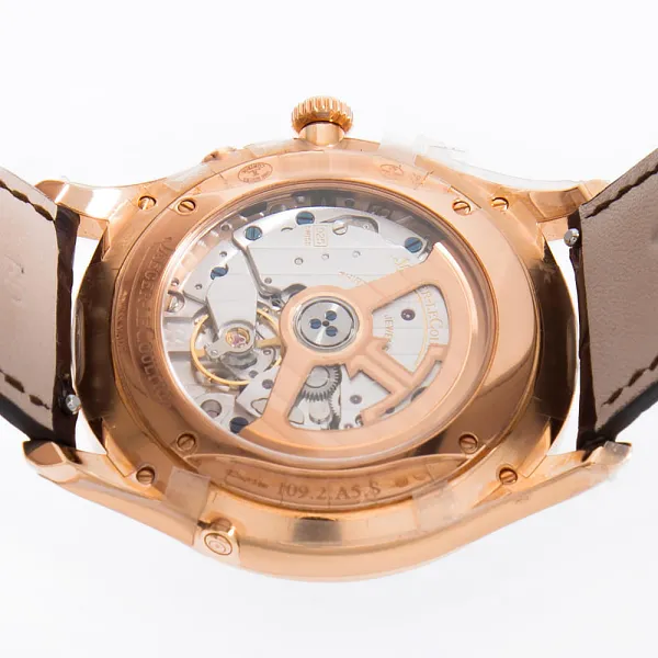 16228_watchlounge.jpg