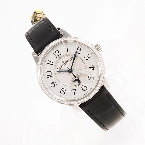 16244_watchlounge_lo.jpg