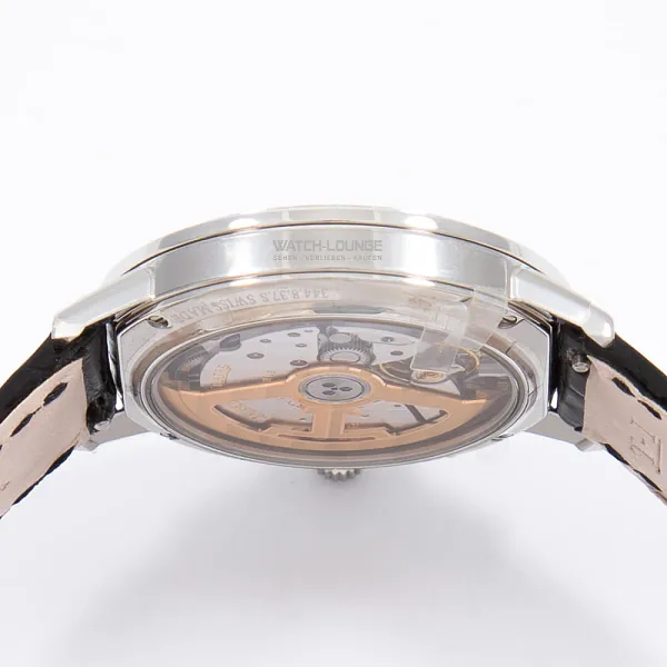 16249_watchlounge_lo.jpg