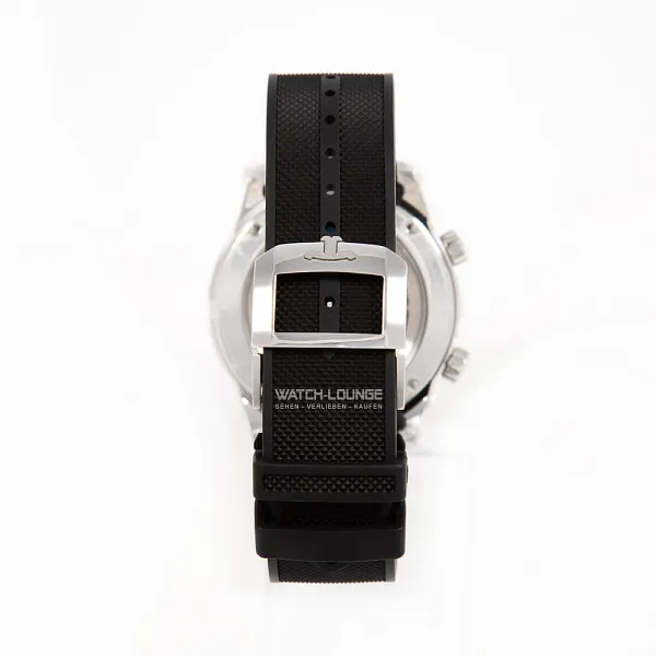16339_watchlounge_lo.jpg