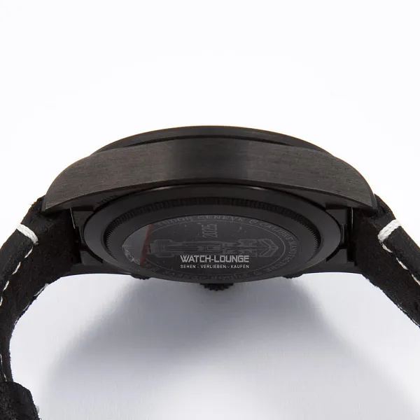 16414_watchlounge_lo.jpg