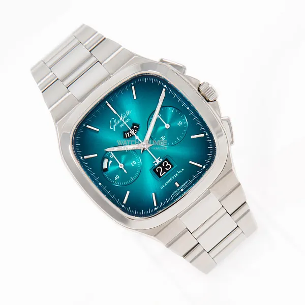 16442_watchlounge_lo.jpg