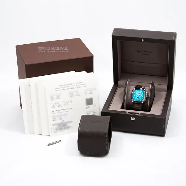 16451_watchlounge_lo.jpg