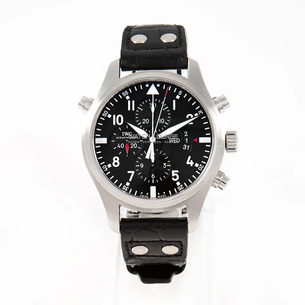 16489_watchlounge_lo.jpg