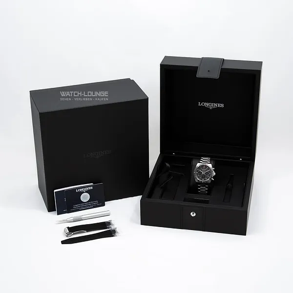 16747_watchlounge_lo.jpg