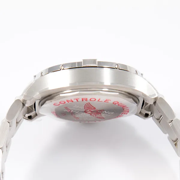 16875_watchlounge_lo.jpg