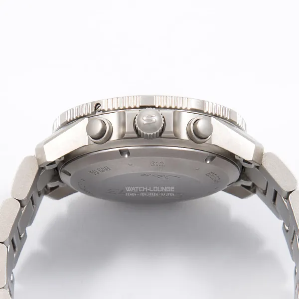 18859_watchlounge_lo.jpg