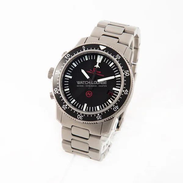 18869_watchlounge_lo.jpg